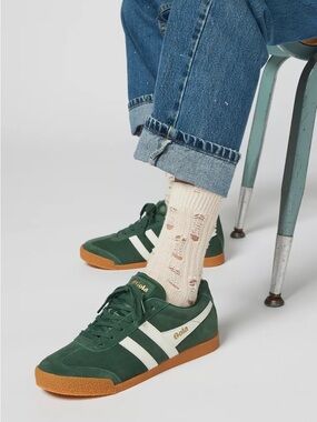 NWT Urban Outfitters Gola Harrier Suede Sneakers Size 7.5 Women’s